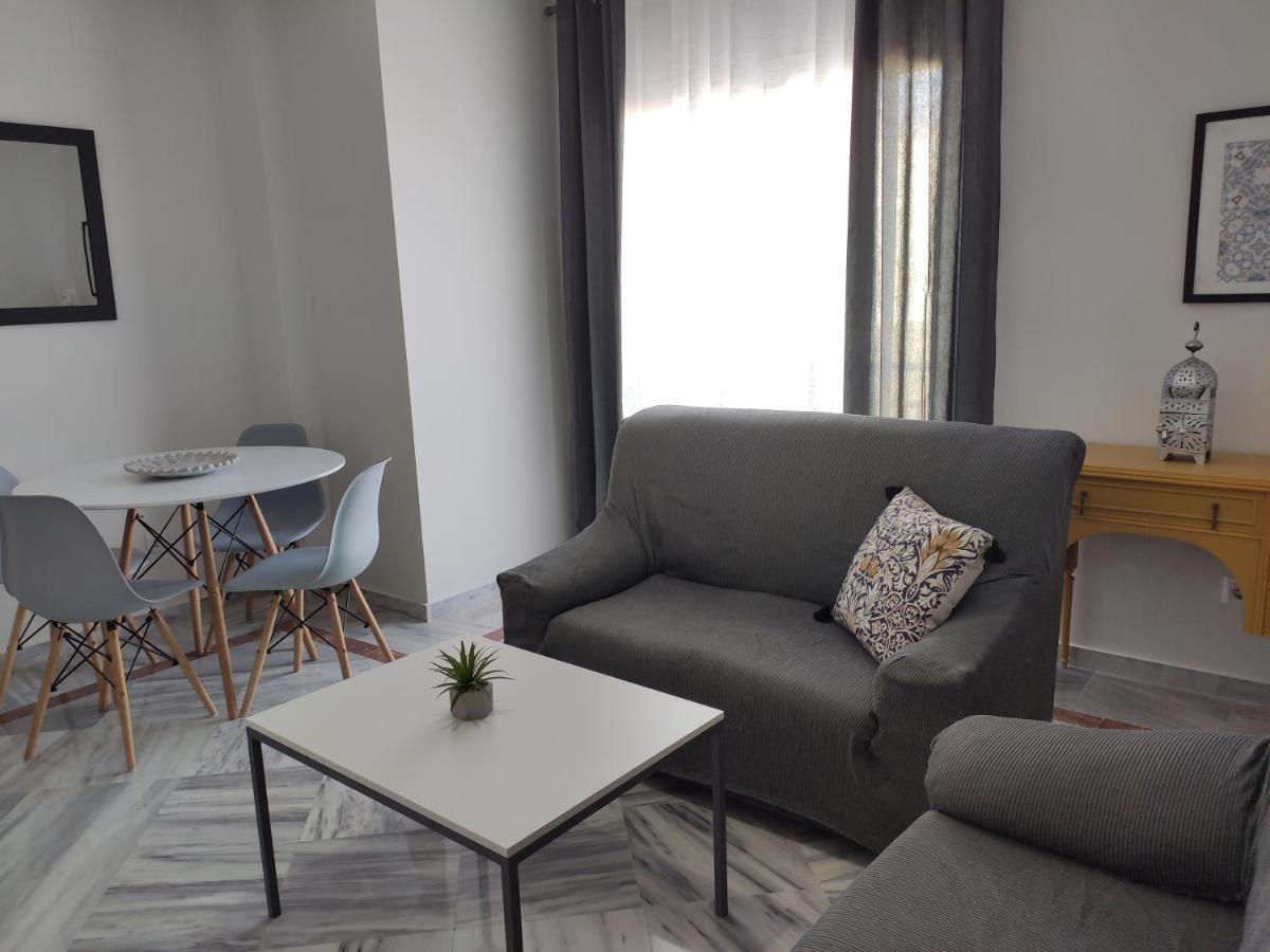 Apartamentos Seneca Junto Al Centro 马拉加 外观 照片