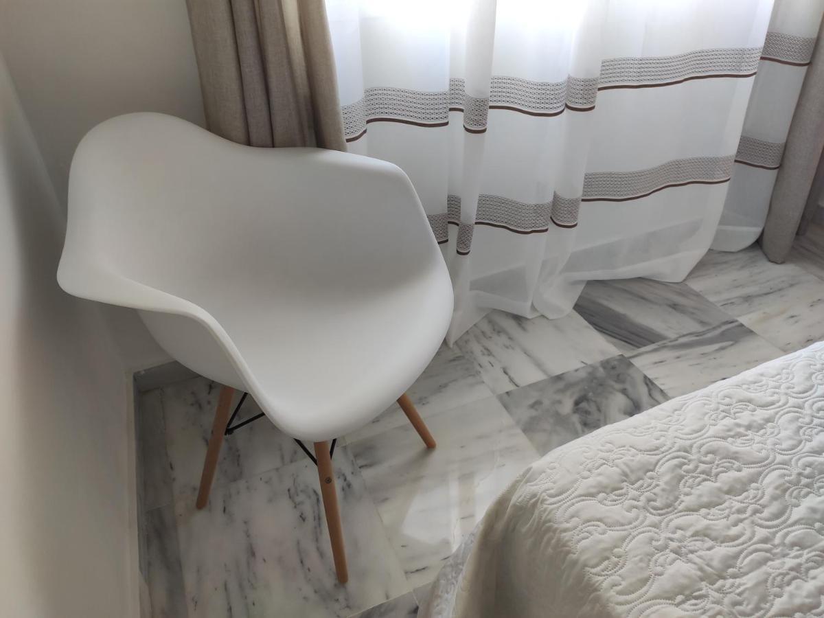 Apartamentos Seneca Junto Al Centro 马拉加 外观 照片